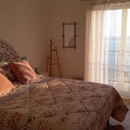 Mimi Junior Home, Central Sea View Apartment Праяно Экстерьер фото